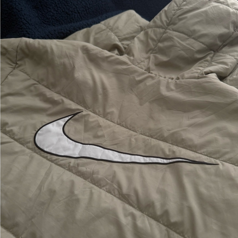Nike Thermore Synthetic Fill Jacket View 5